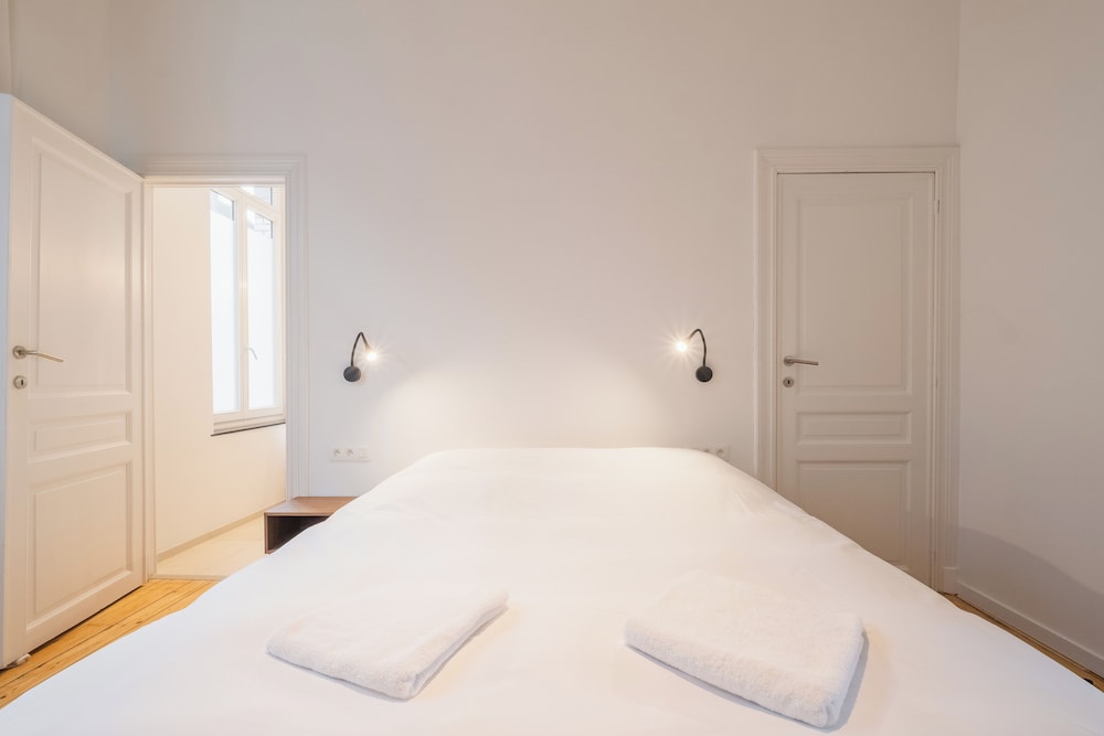 Self Check in Brussels Apartment for 2 in Heart of Trendy Saint-gilles
