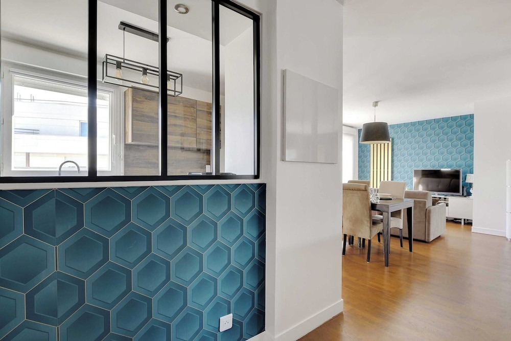 Cosy Apartment & Balcony -1br/4p- Levallois-perret