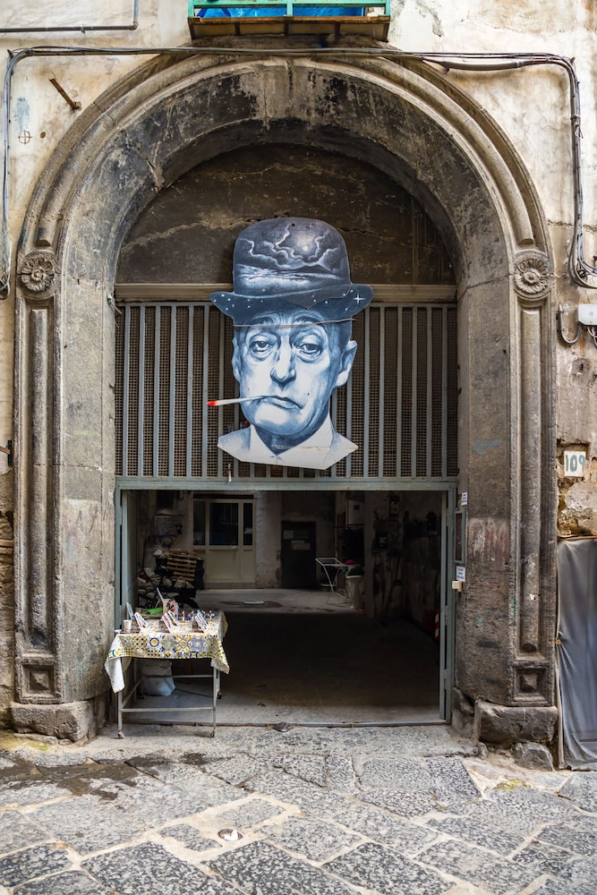 Pop House in the Heart of Sanit by Wonderful Italy