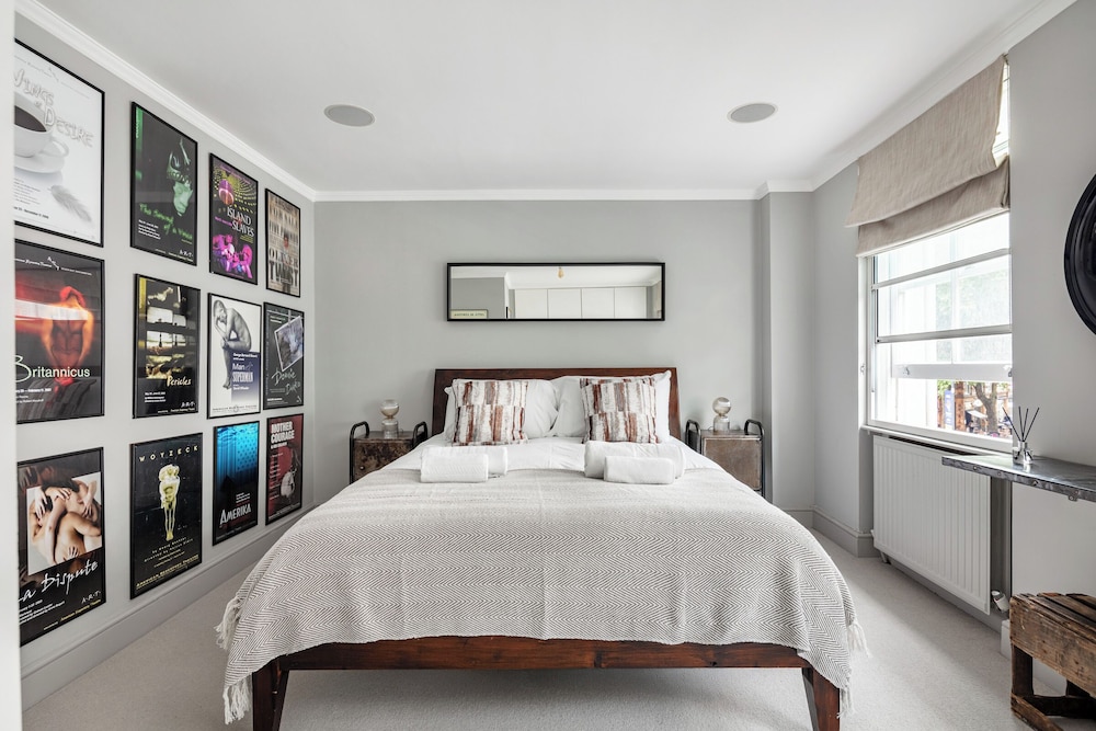Urban Chic penthouse in Covent Garden