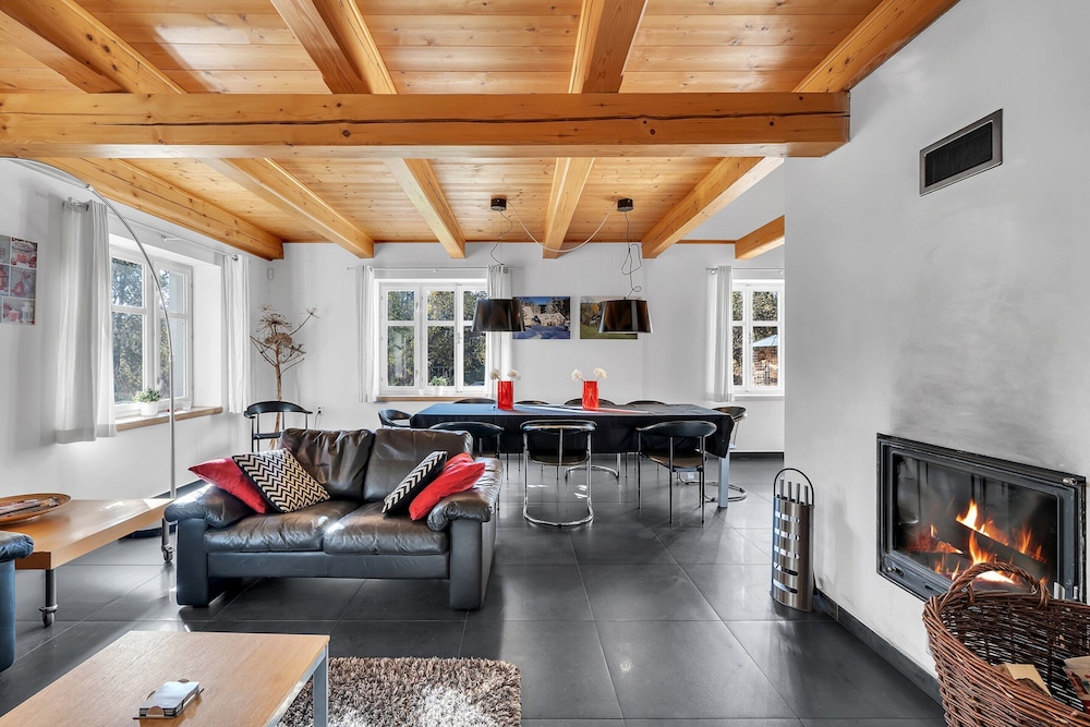 Villa in Mlade Buky Near Giant Mountains