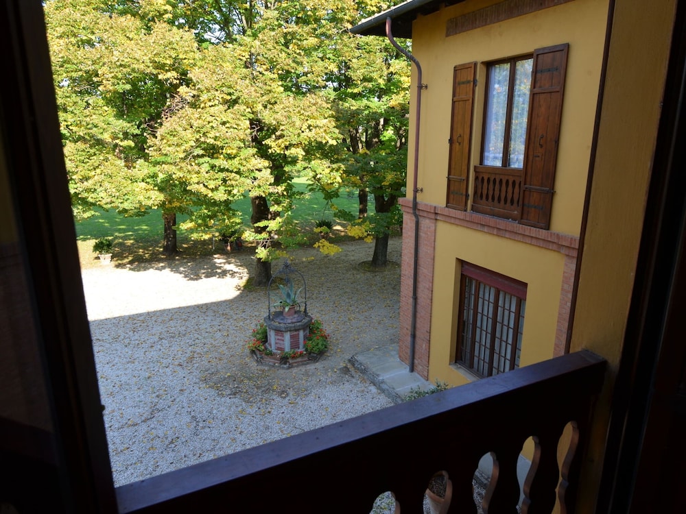 Elegant Holiday Home in Faenza With Garden and Pool