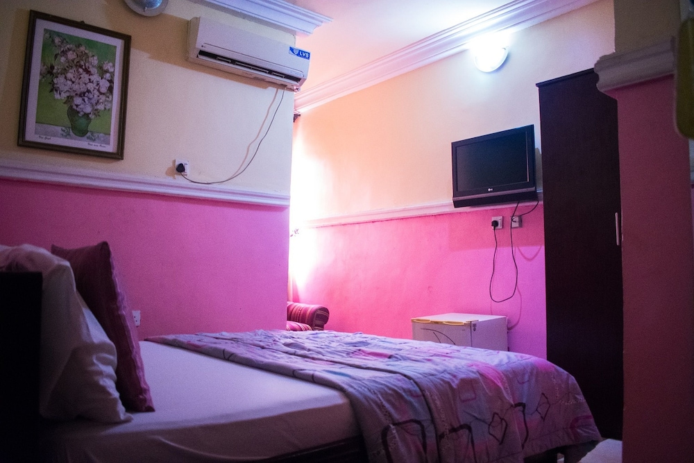 Maria Suites