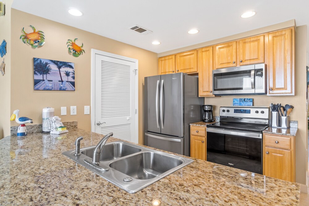 Splash Beach Resort by Panhandle Getaways