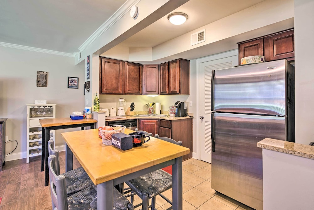 Oxford Vacations - Oxford Condo  1 Mi to Ole Miss  The Grove! - Property Image 22