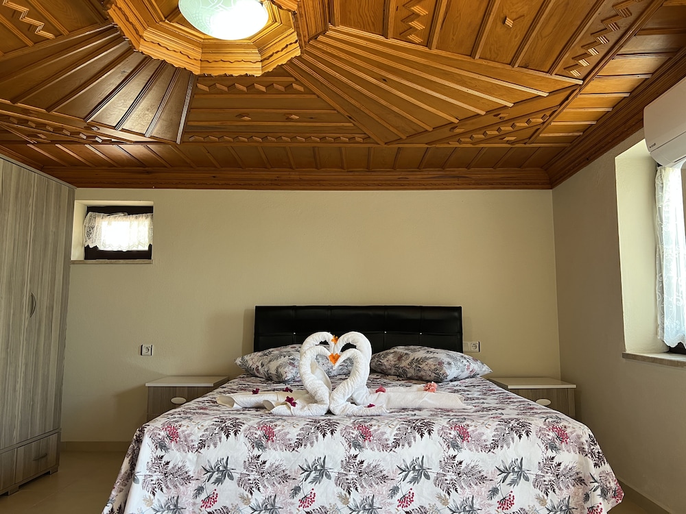 Villa Mobella view 5