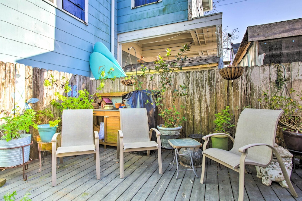 Historic Townhome - 2 Mi to French Quarter!