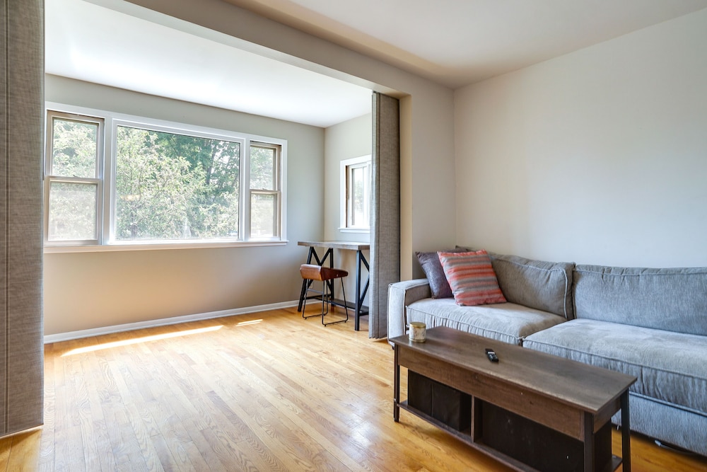 Pet-friendly Saint Paul Home Near Allianz Field!