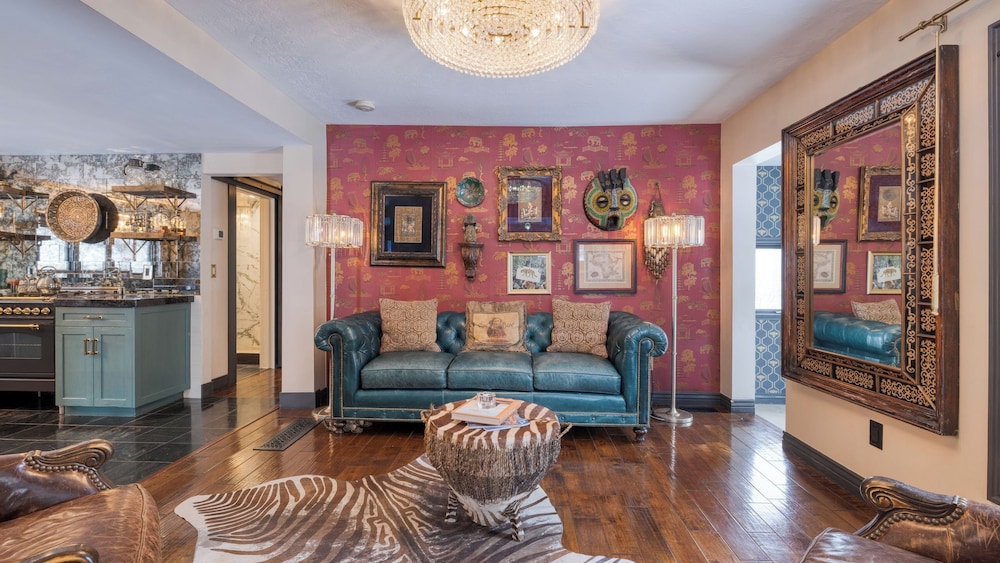 Walk to Park City Mountain Ski Resort & Main St The Safe House by Avantstay