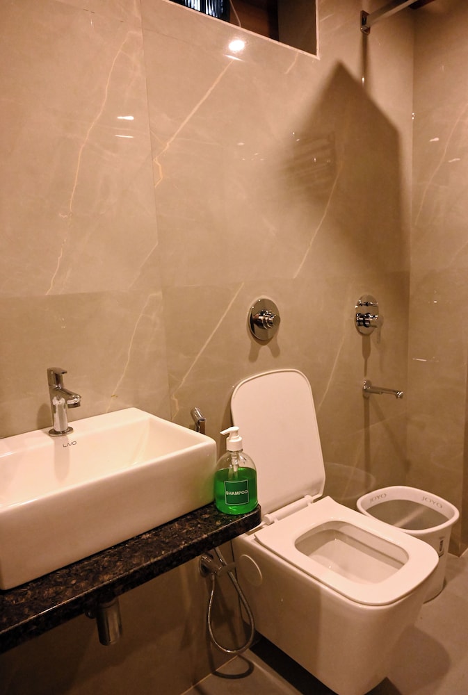 HOTEL SOUTH FOREST