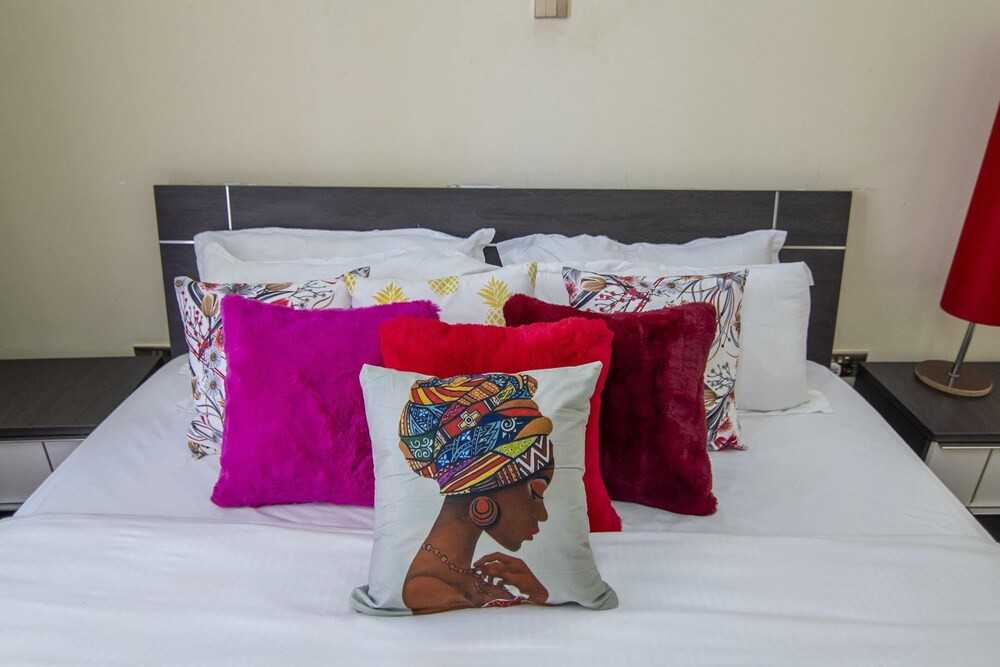 Silver Harbor Kilimani View Palace Apart view 4