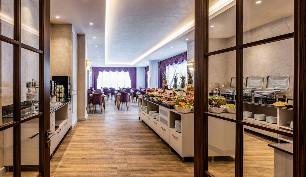 Carina Gold Otel - Image 17