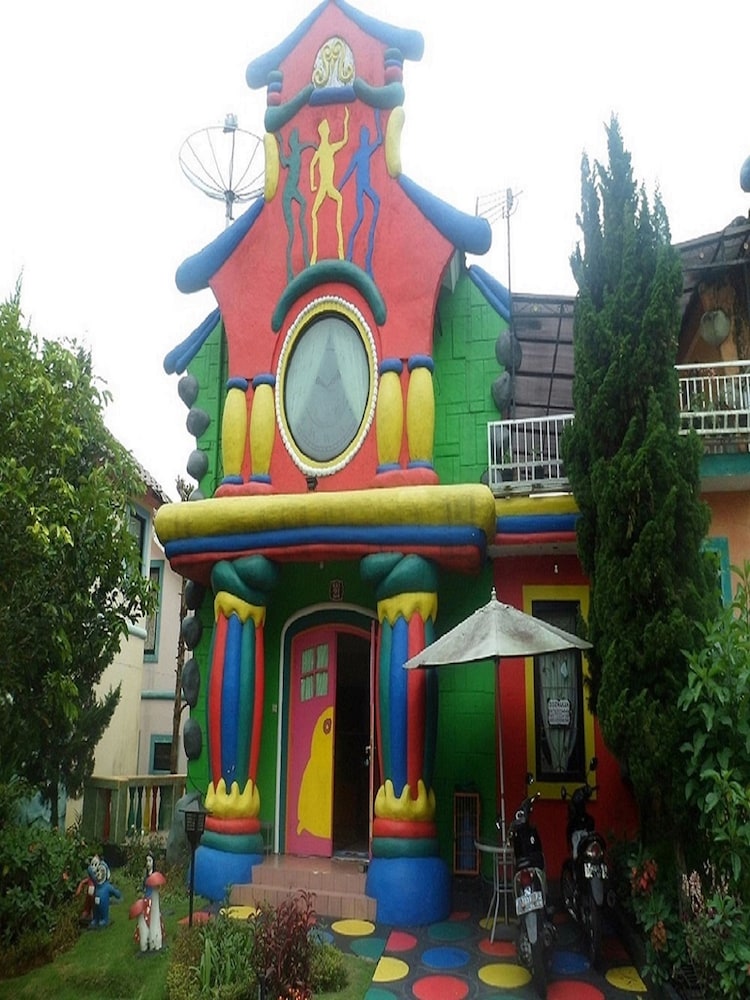Villa Kota Bunga Tulip