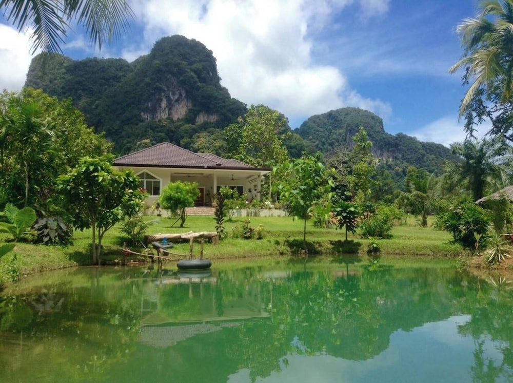 Blue River 2 Bedrooms Pool Villa