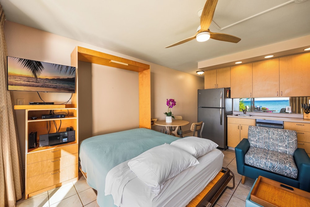 Kuleana Club - 608