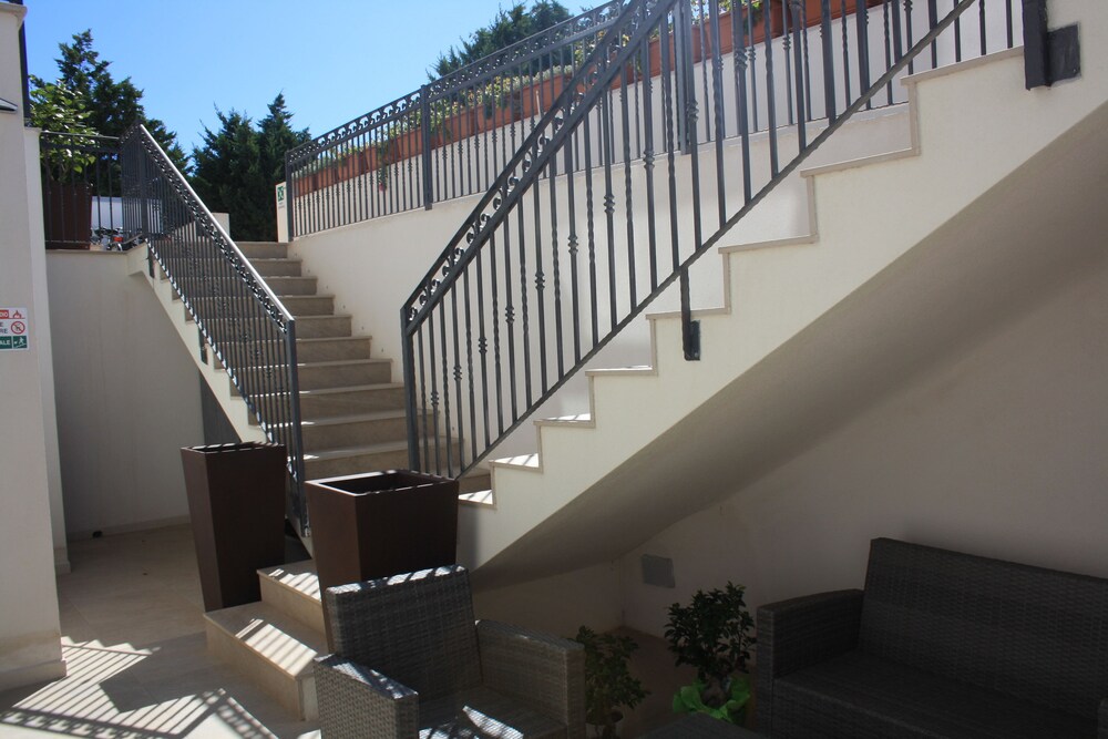 Morello Beach Hotel photo 3