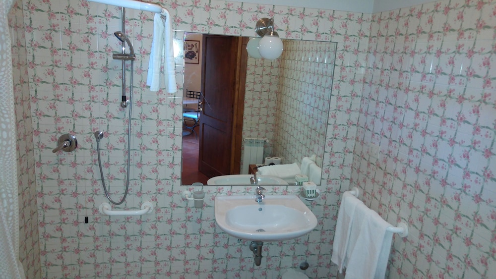 Casale di Tormaggiore Villa and Country Suites