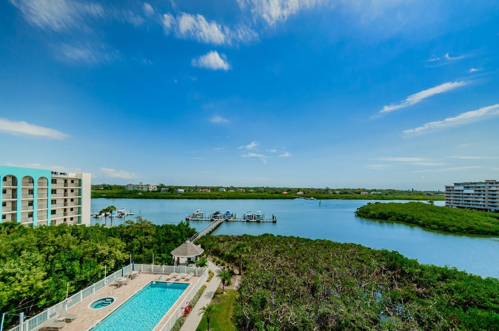 Dolphin Key 504 - Premier