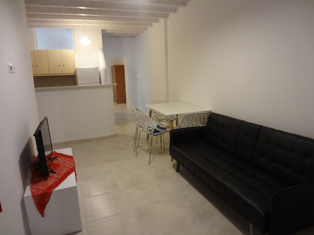 George House view 3