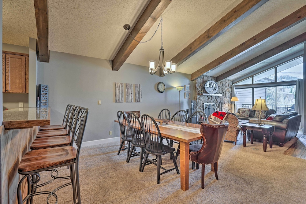 Upscale Avon Condo w/ Balcony & Mountain View! view 3
