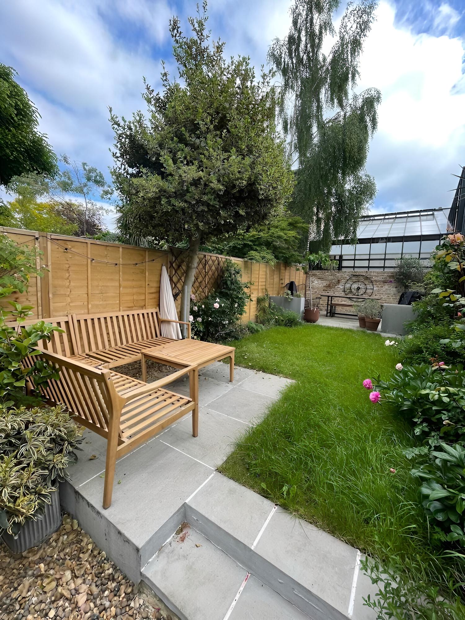 Incredible & Quirky 2BD Home With Garden - Hackney