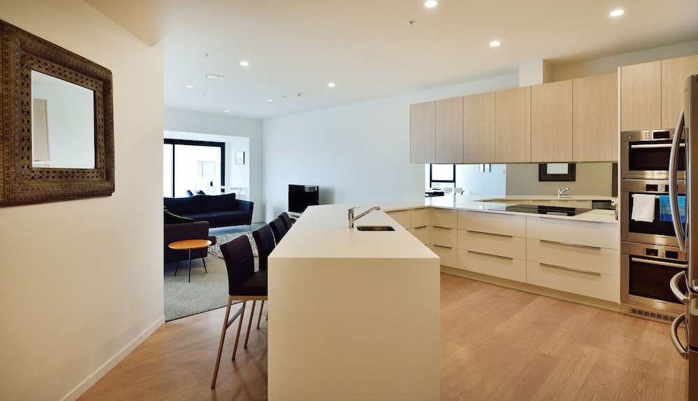 Freemans Bay Three Bedroom with a View photo 2