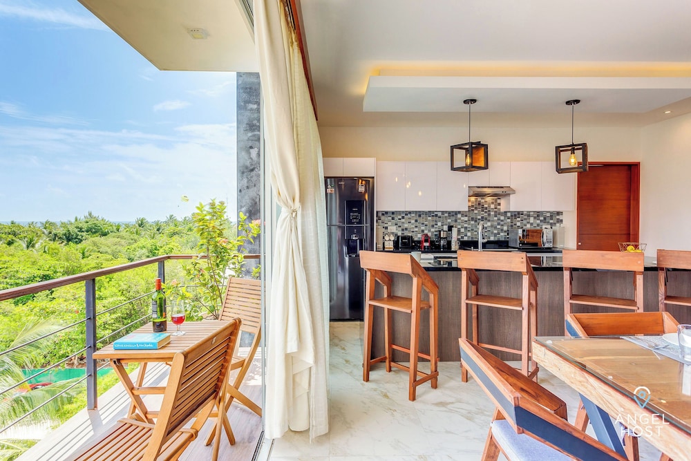 Jungle & Ocean View Condos