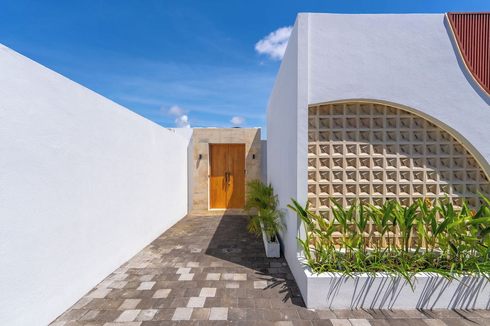 Villa Bellora by Pertama Management