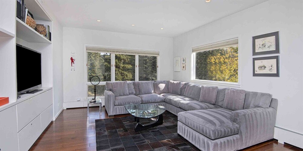 Convenient 2BR Condo in Lionshead Village at the Eagle Bahn Gondola