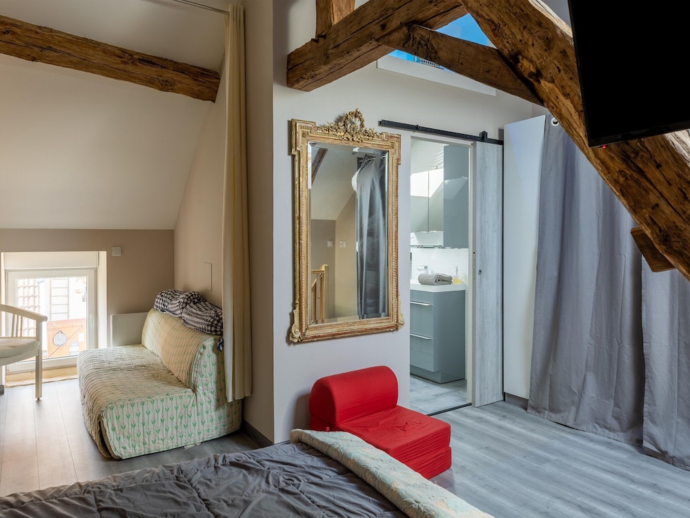 Charming Home in Molesme