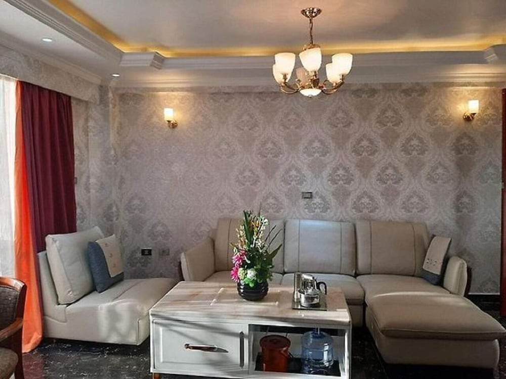 Royokasas Guest House Addis view 2