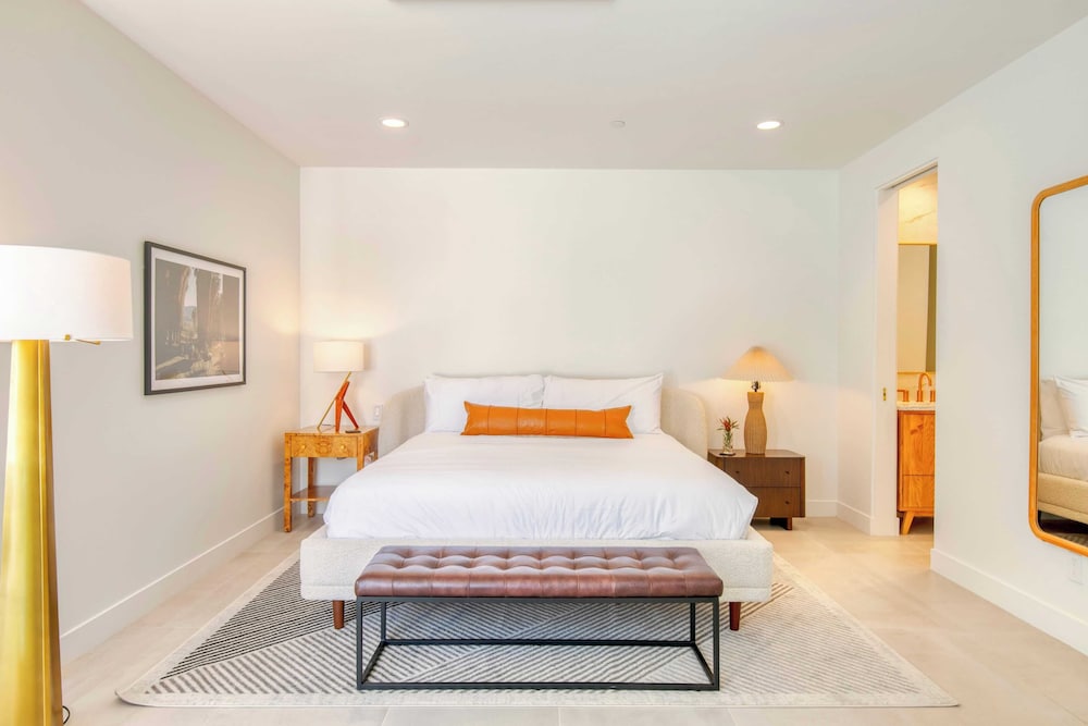 Sleeps 32 2 Villas, Pool, Putting Green+bocce Polo Villas Amara by Avantstay