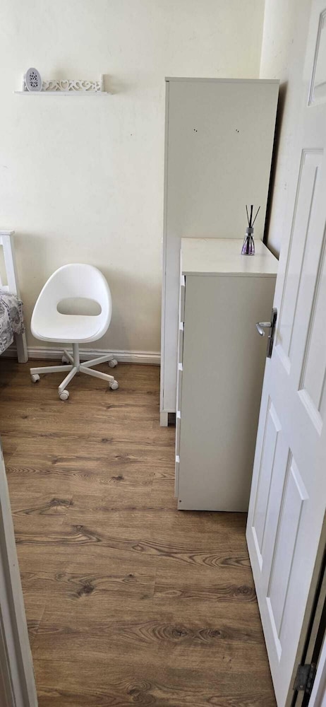 Private room near Hither Green Station