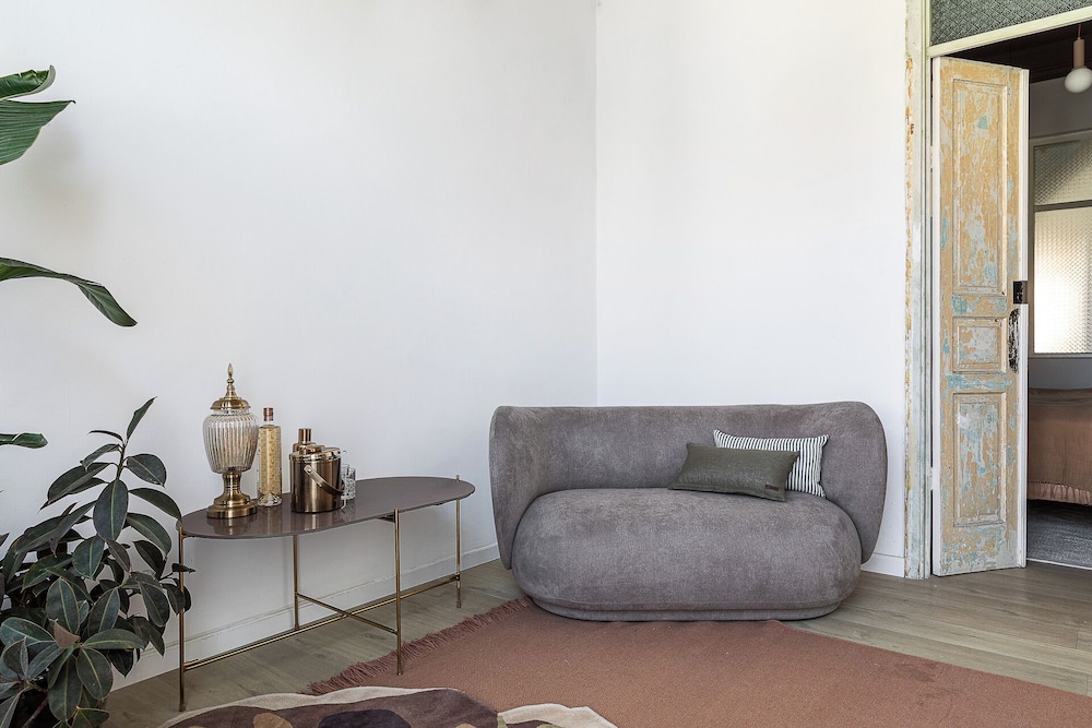 The Gem of Neve Tzedek by Sea N' Rent