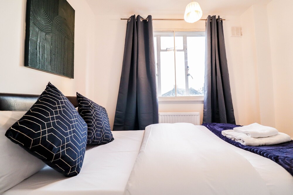 Lovely 3 Bedroom Maisonette