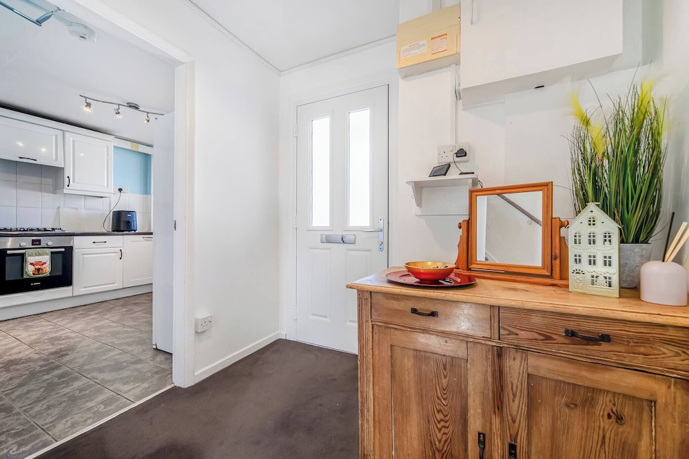 Stylish & Bright 3BR in Headington, Oxford Area