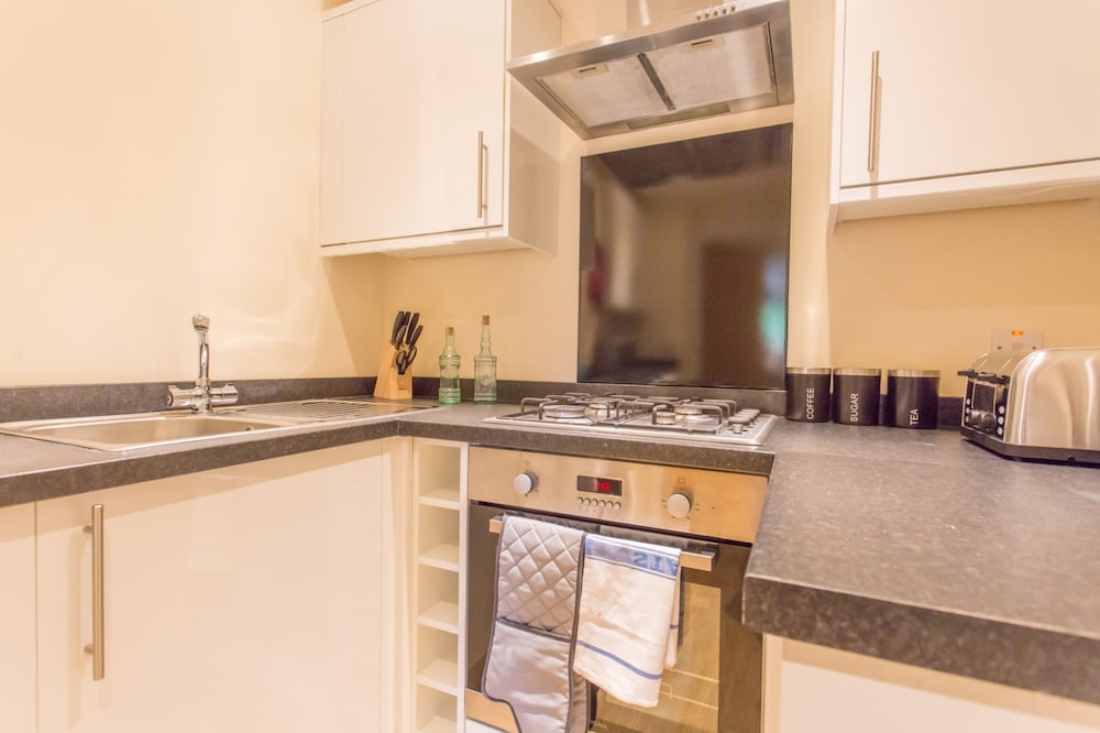 Oxford Vacations - Razia Apartments - Property Image 94