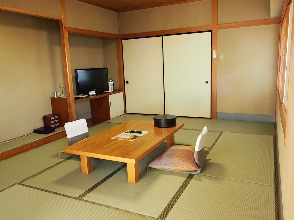 Photo 8