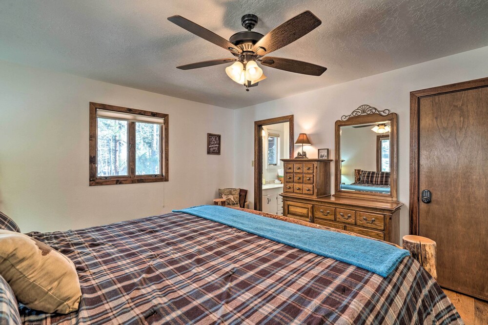 Deluxe Angel Fire Getaway, 4 Mi to Ski Slopes! view 4