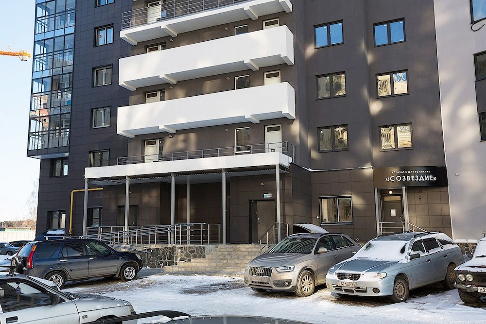 Apartment Etazhydaily Belinskogo