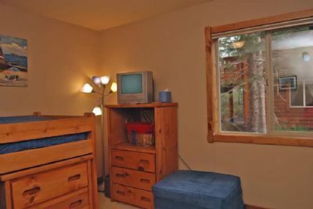 Trailside Villa