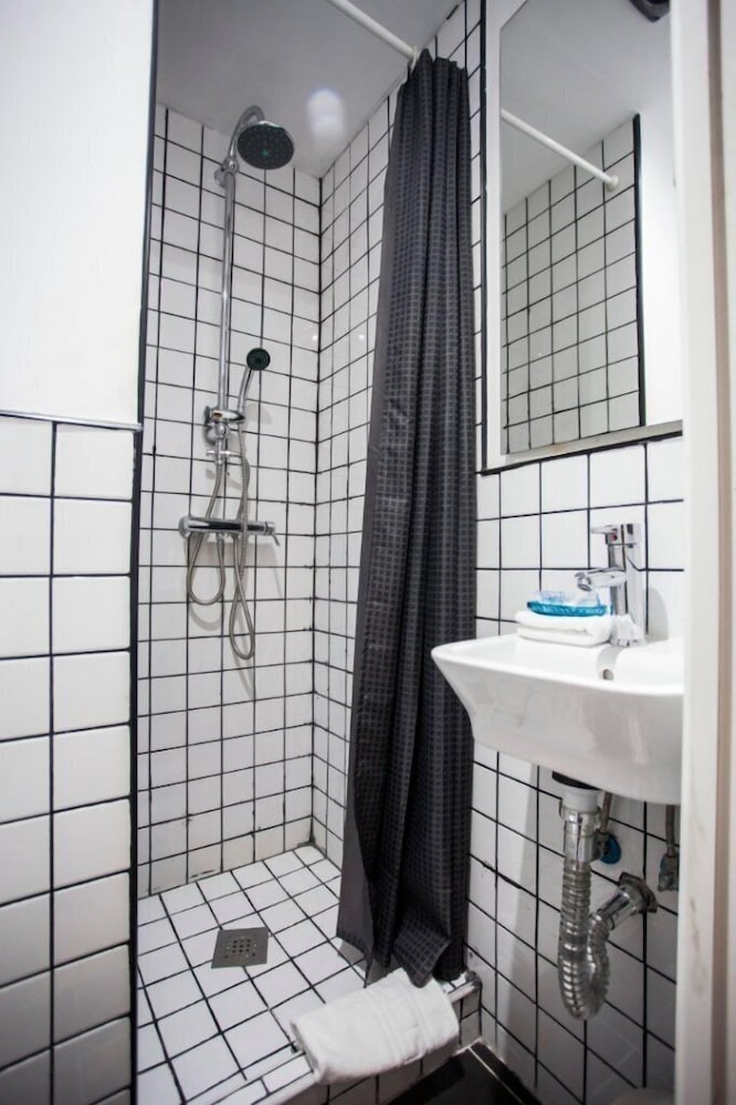 Hostal CC Malasaña