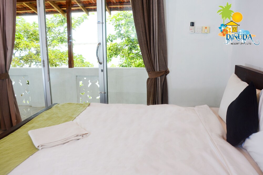 Dinuda Resort