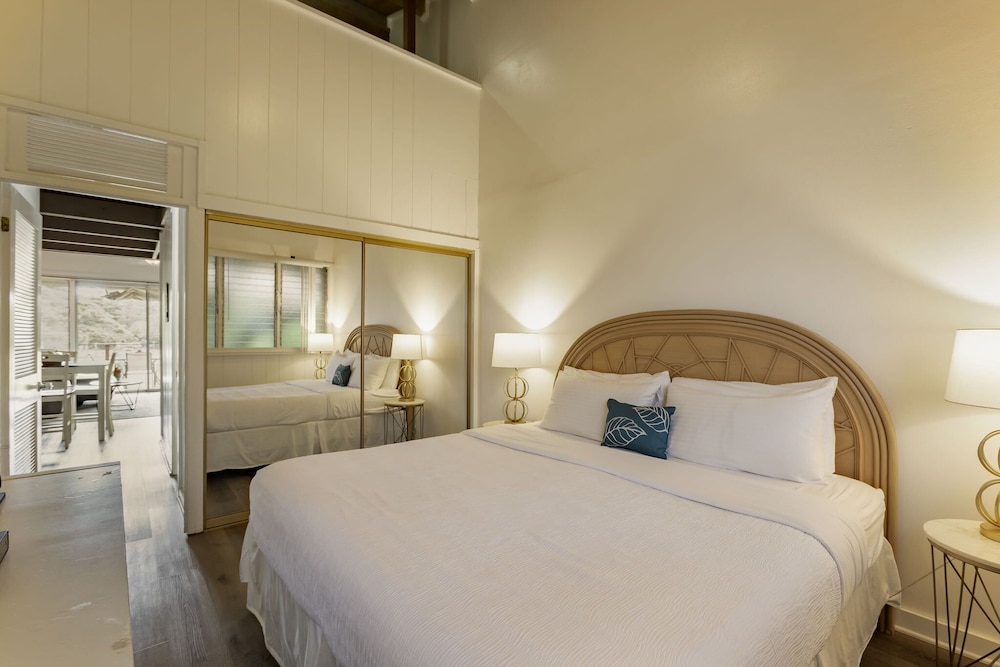 Hale Kai #207 - Image 2