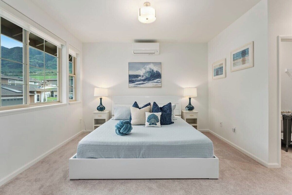 @ Marbella Lane - Stunning Gem w/ MT & Ocean Views