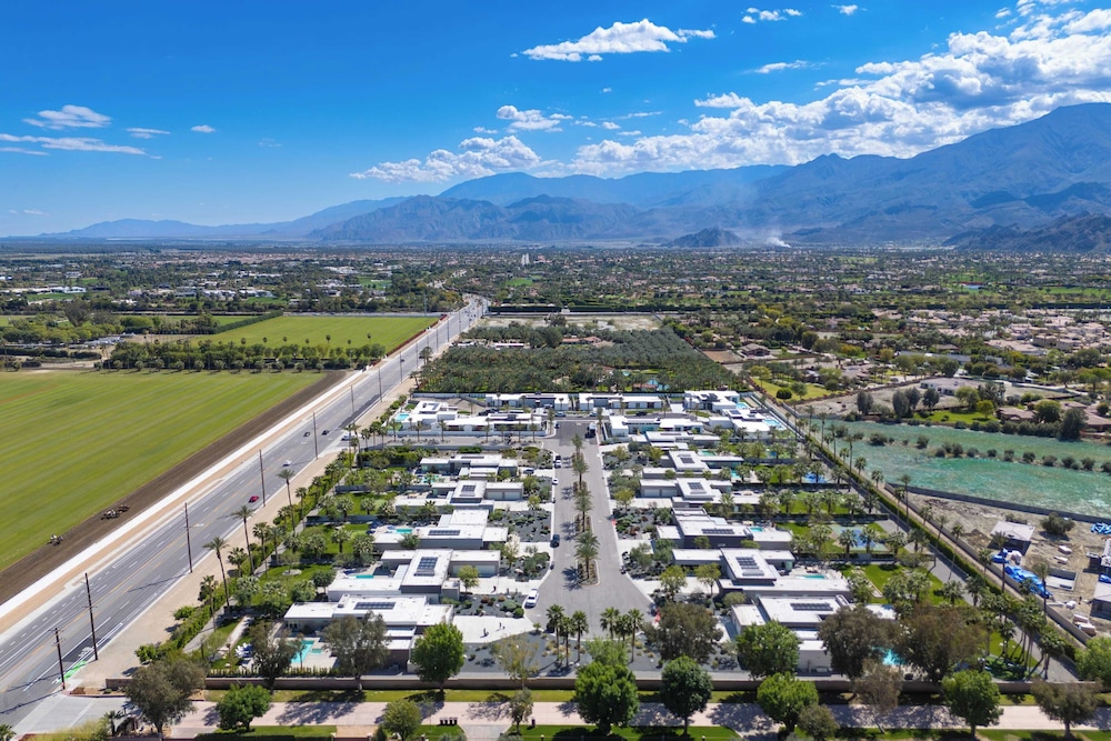 2 Villas Pool+spa, Putting Green, Bocce Polo Villas Solstice by Avantstay