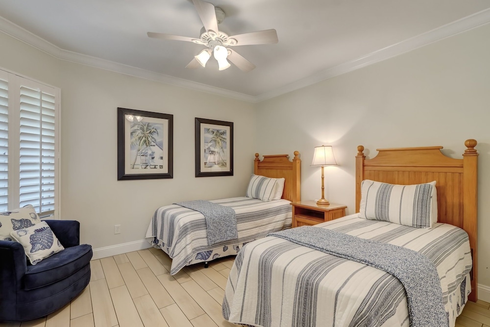 Omni Sea Dunes 1616 2 Bedroom Condo