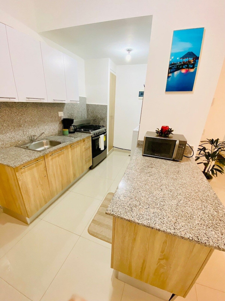 Boca del Mar Residence
