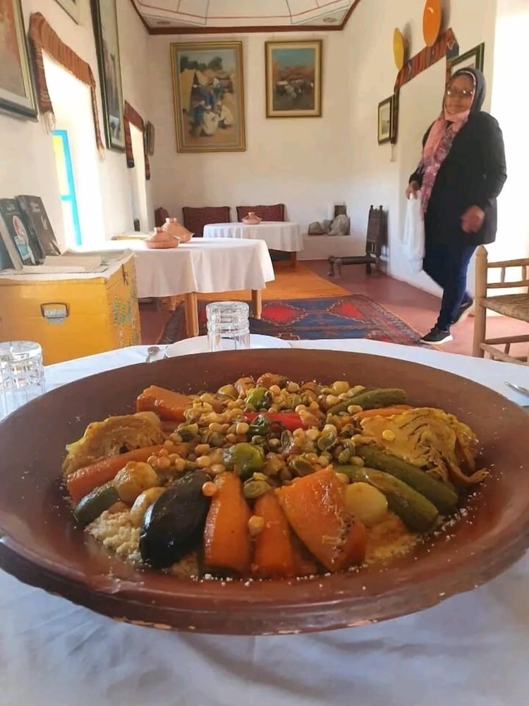 DAR INFIANE Tata