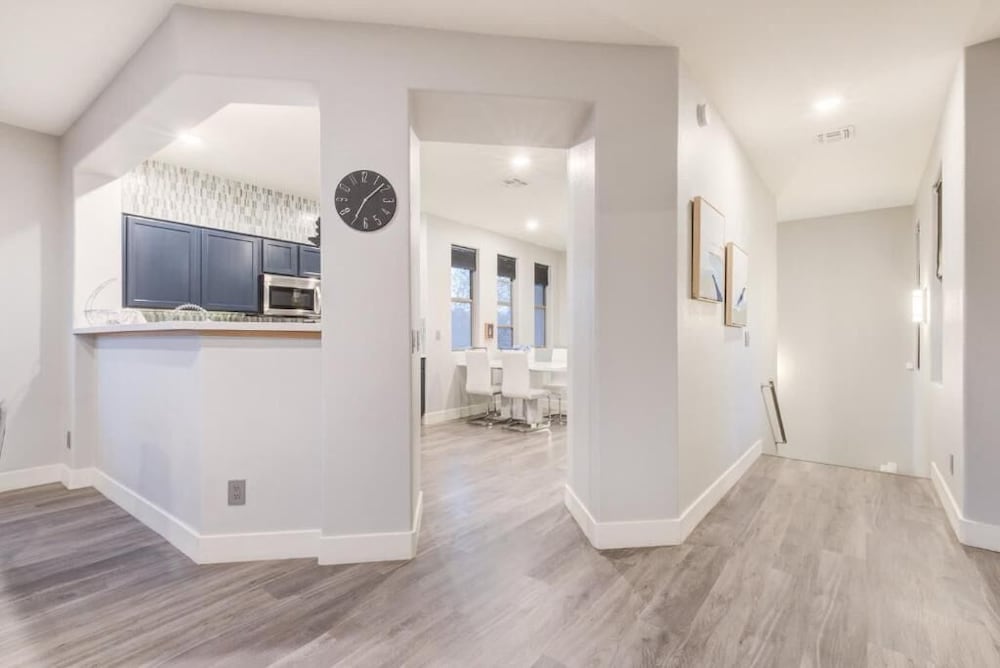 Scottsdale Condo Overlooking Golf Course